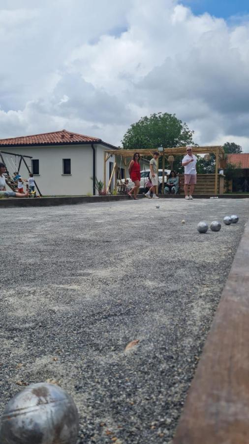 Villa Jacuzzi, Terrain De Petanque Et Aire De Jeux Vue Sur Les Pyrenees Seilhan エクステリア 写真